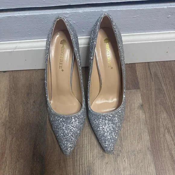 Silver 4 inch heels - Picture 4 of 7